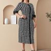 Women's Plus Size Houndstooth Button Front Round Neck Split Hem Bodycon Dress
